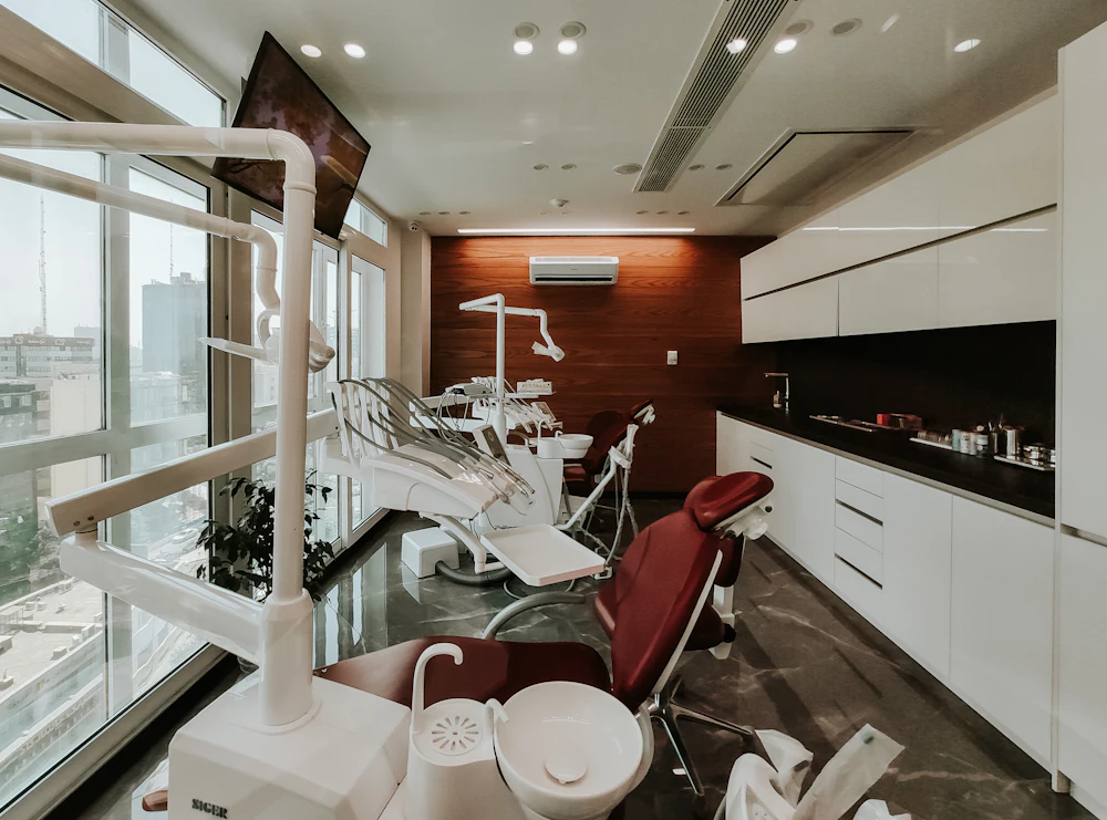 Warm boutique sample website for Ngiti Dental Studio